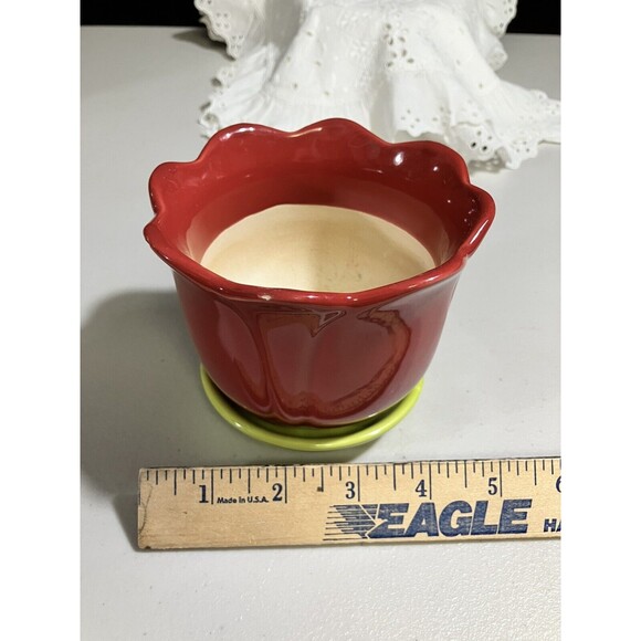 Hand Picked Flower Pot Tulip Shaped Home and Garden Decor - Picture 5 of 6